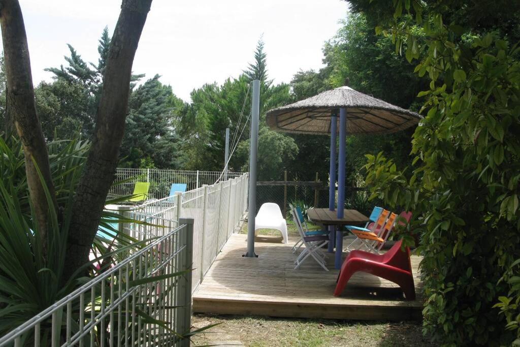 Gite Avec Piscine Et Climatisation Buzignargues Εξωτερικό φωτογραφία