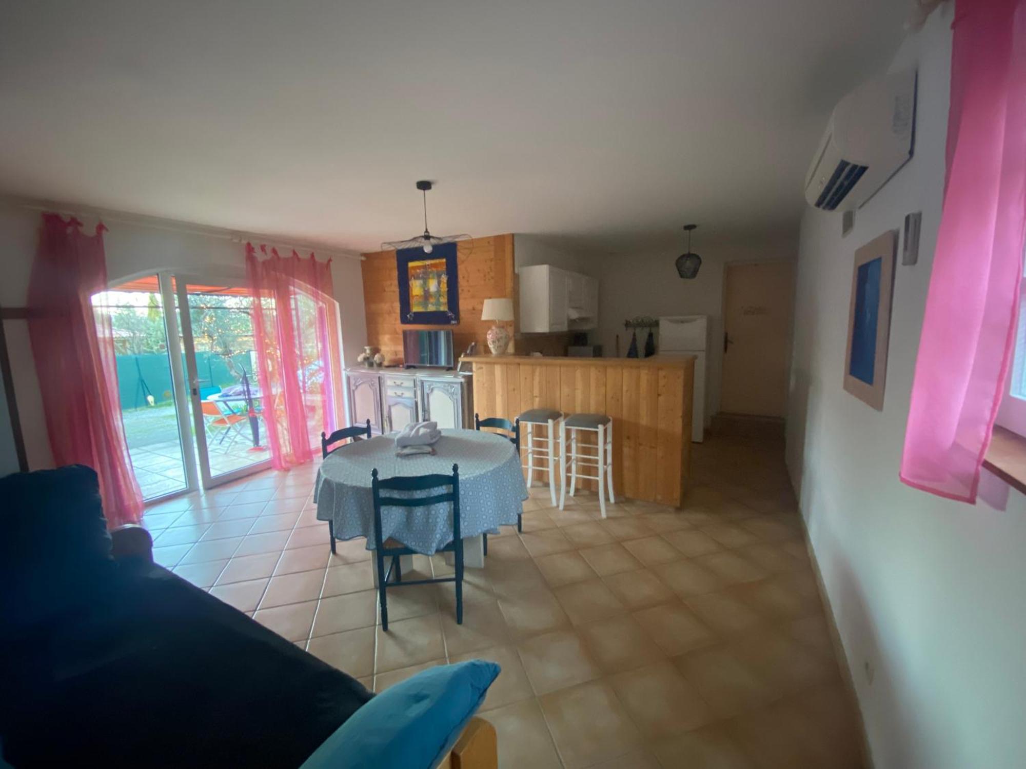 Gite Avec Piscine Et Climatisation Buzignargues Εξωτερικό φωτογραφία